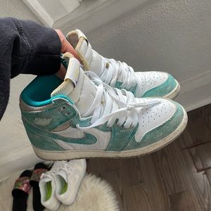 Jordan 1 high tubo green size 6 / 4.5y